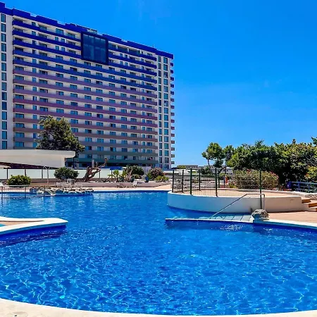 Sea View Beachfront Apartment *