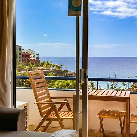 Sea View Beachfront Apartment Playa Paraiso (Tenerife)