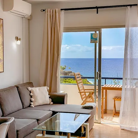 Sea View Beachfront *